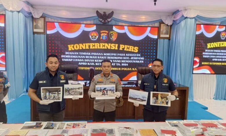 Jajaran Polda Kaltim saat merilis kasus ungkapan dugaan korupsi pembangunan RS Bekokong Kubar yang diduga merugikan negara Rp 4,1 miliar. (IST)