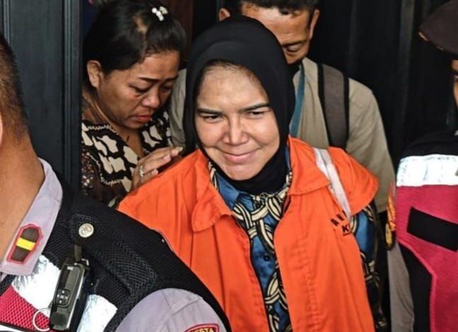 Terdakwa Dayang Donna Walfiaries Tania dalam perkara dugaan suap dan gratifikasi terkait perizinan tambang di Kalimantan Timur. (IST)