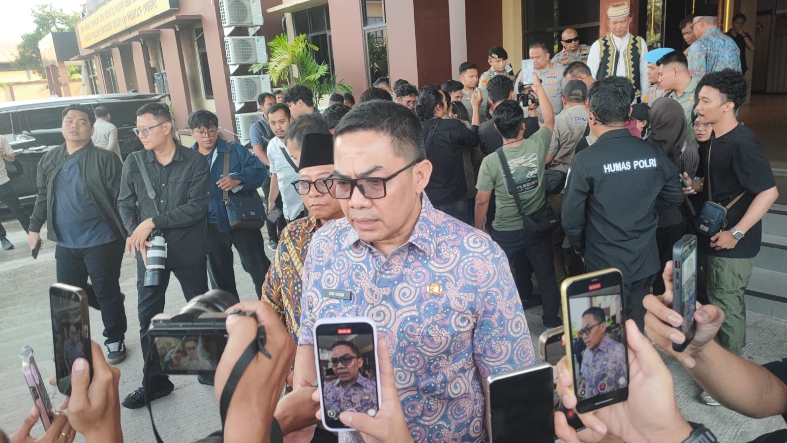 Wali Kota Samarinda, Andi Harun yang dijumpai awak media usia mengikuti kegiatan silaturahmi dan konsolidasi di gedung Mapolresta Samarinda, Jumat (17/4/2026). (IST)