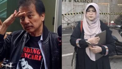 Tifauziah Tyassuma alias Dokter Tifa dan Roy Suryo dikabarkan ditangkap polisi