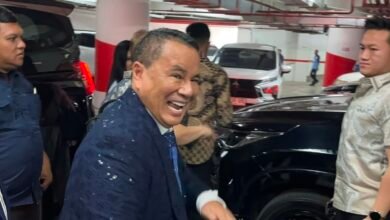 Hotman Paris Dampingi Febrie Adriansyah Jalani Pemeriksaan sebagai Tersangka di Kejagung