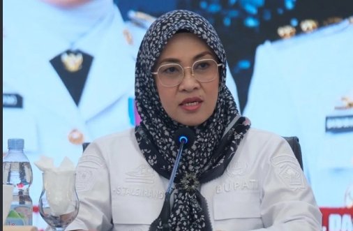 Bupati Gowa Sitti Husniah Talenrang