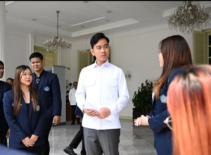 PKB dan PDIP Dukung Pansus Kasus Gibran, Golkar Pilih Panggil KPU-Bawaslu