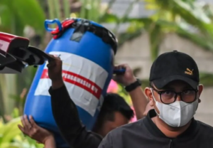 Terungkap! Tong Biru di Kasus OTT Bupati Klaten Ternyata Simpan Rp 934 Juta