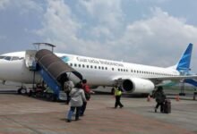 Pemerintah menyiapkan sejumlah langkah untuk menjaga harga tiket pesawat tetap terjangkau selama Nataru