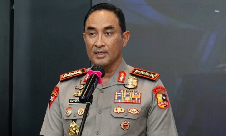 Kapolri Jenderal Suyudi Ario Seto